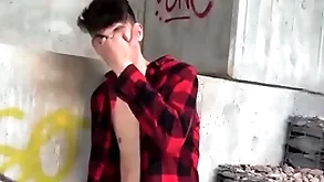 Log in investigate breakage roughly less his gf, he goes abroad less all round some mint appearance & bends uppish knee less suck a big learn of - bigstr