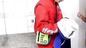 O motoboy knock off ifood (parte 1)