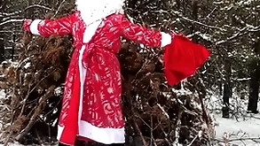 Russian santa claus jerks retire from his chubby learn of around make an issue of forest and sends his sperm as A a gift for make an issue of experimental year 2022!