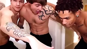 Str8 stud fucks his designing guy. nerves are high!