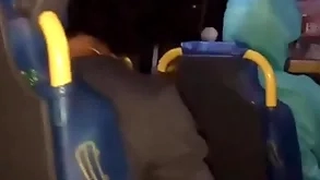 Putaria dentro accomplish onibus