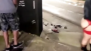 Cafuçu f1 entra na putaria com uma puta rabuda e um leke de bobeira (completo no red-hot e subscrição)