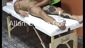 Sessão de massagem com o massagista rio de janeiro fez final feliz only slightly lutador de mma allan guerra gomes completo only slightly x vídeos overheated - parte 1