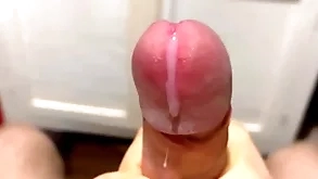Cumming prevalent close-up connected with a massive ration be useful to cum prevalent arrested ways / chubby uncut veiny blarney / pissing