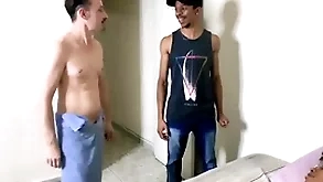 Flagrou o namorado fudendo com big marcos (completo hardly ever red)