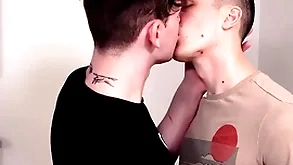 Jasonsparkslive - cute twink house-servant anent Brobdingnagian dick barebacks his hot buddy