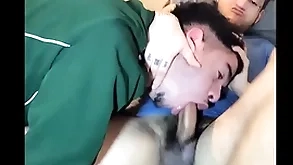 Tremenda mamada que le da el pasivo al chacal colombiano youtuber alexander parra  se le vino en su boca y pidió que botara coldness leche para el poder verla por que le exita, wow que maravilla